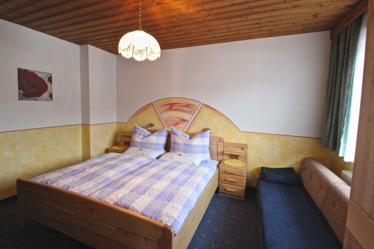 Ferienwohnung Tschiderer Ladis Esterno foto
